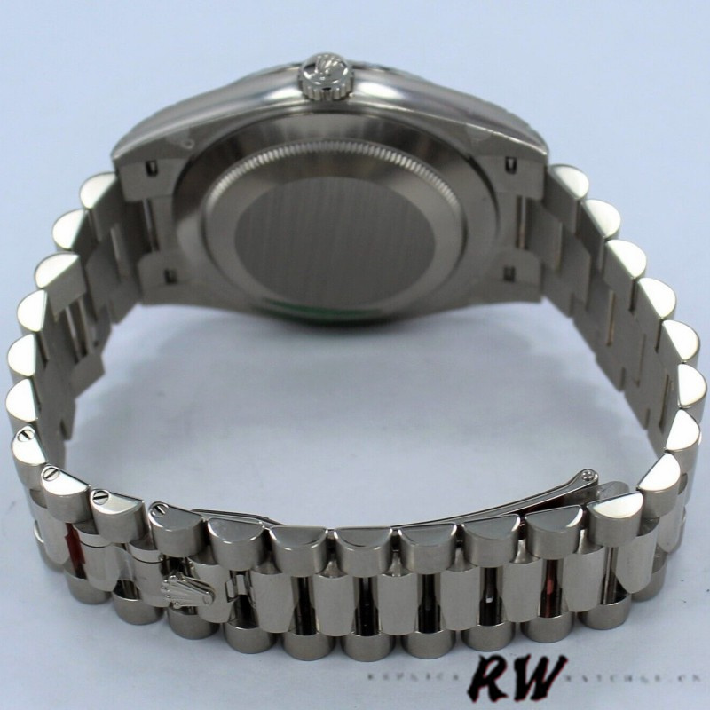 Rolex Day-Date 228239 Green Roman Dial Fluted Bezel 40mm Mens Replica Watch