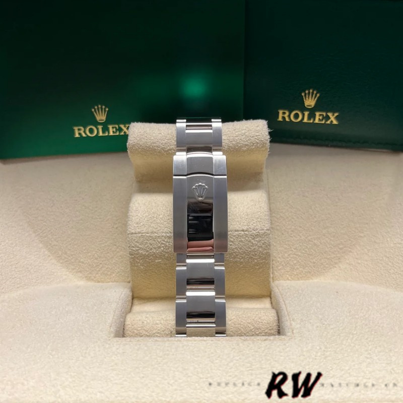 Rolex Datejust 126334 Fluted Bezel White MOP Dial 41MM Mens Replica Watch