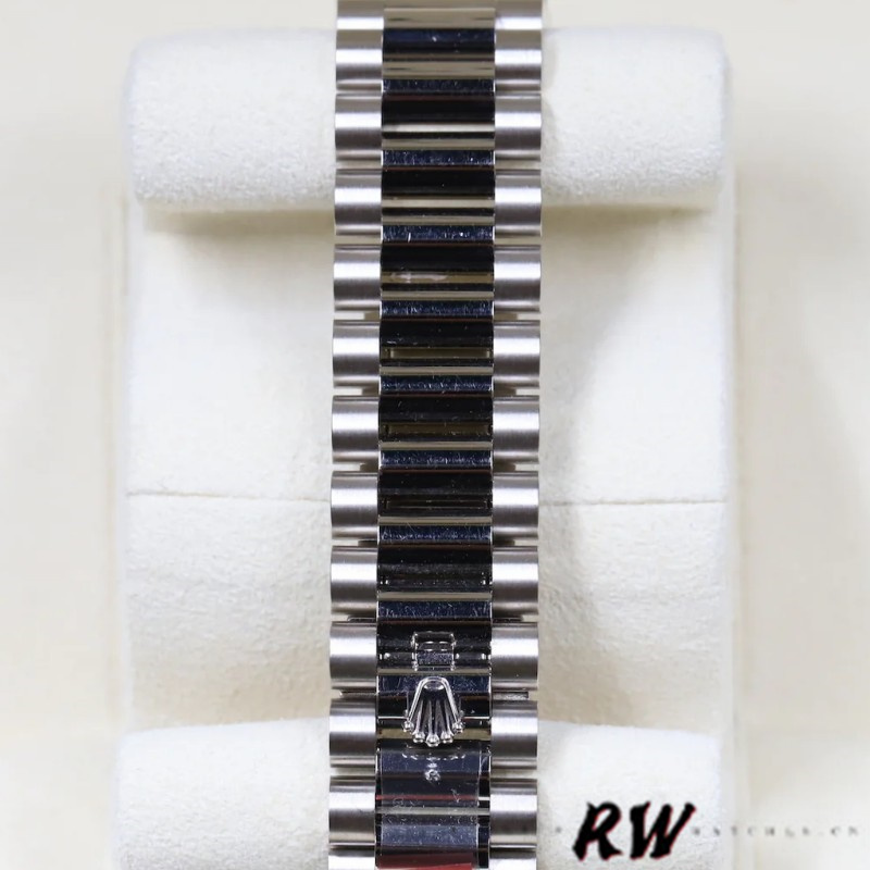 Rolex Day-Date 128239 Blue Ombre Diamond Dial 36MM Unisex Replica Watch