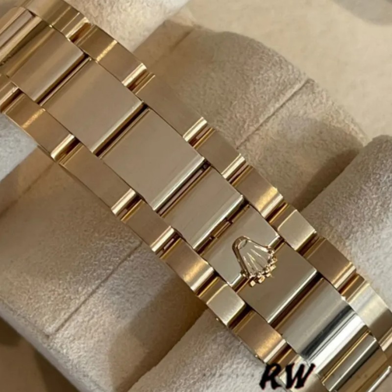 Rolex Day-Date 118388 Diamond Bezel Champagne Dial 36MM Unisex Replica Watch