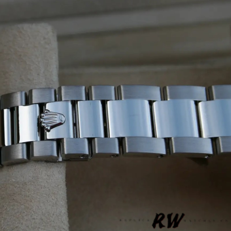 Rolex Day-Date 118239 Silver Diamond Dial fluted bezel 36mm Unisex Replica Watch