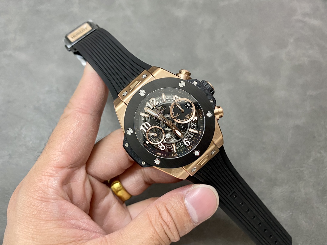 Hublot Big Bang 441.OM.1181.RX 42 mm Mnes