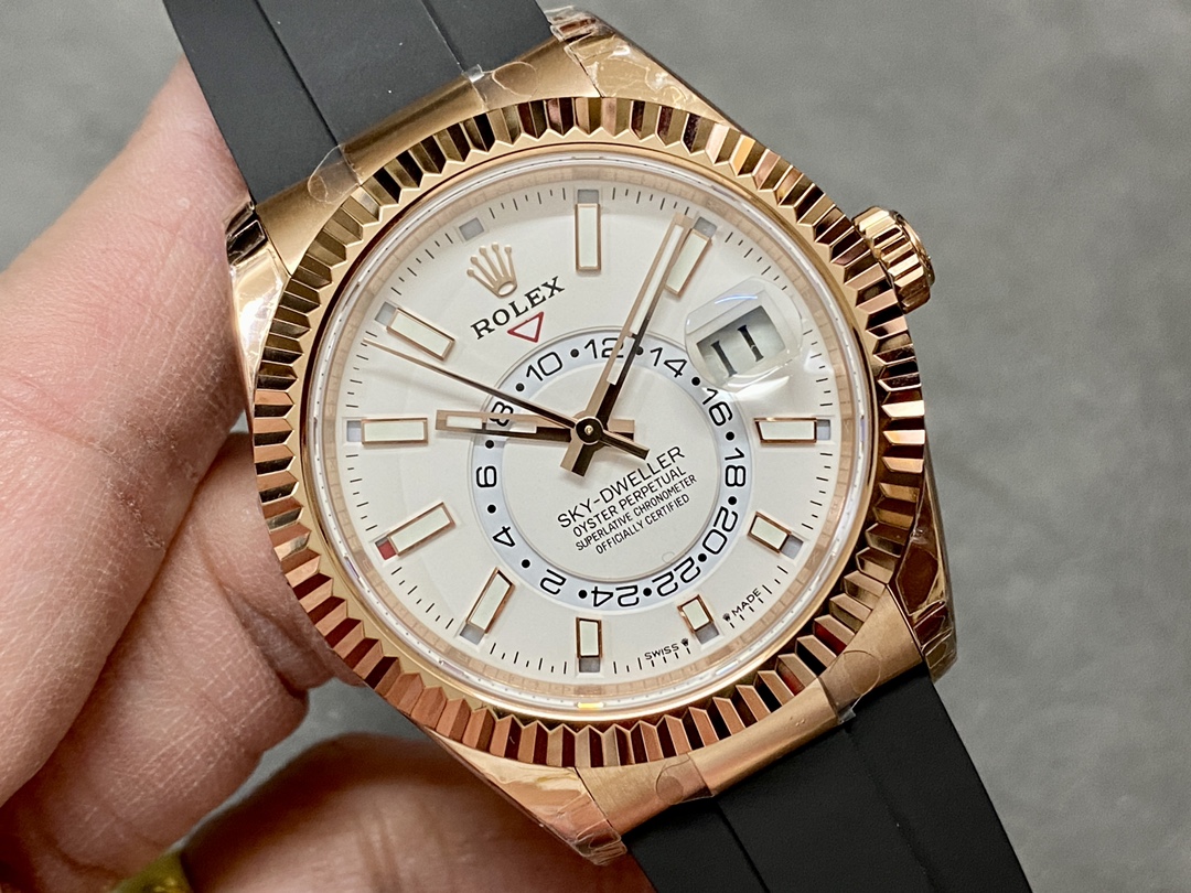 Rolex Sky Dweller m336235 0003 42MM