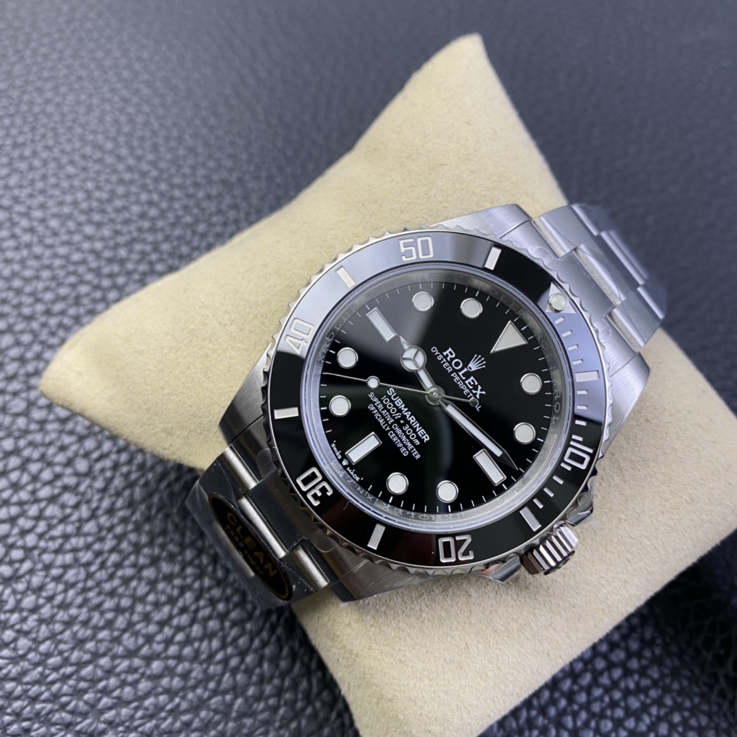 Rolex Submariner 124060 Oyster Stainless Steel Black Dial 41mm Mens Replica Watch