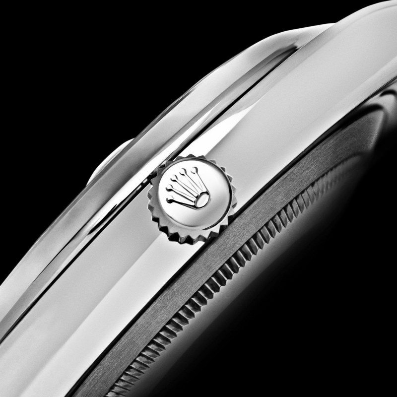 Rolex Oyster Perpetual 114300 Black Dial 39mm Mens Replica Watch