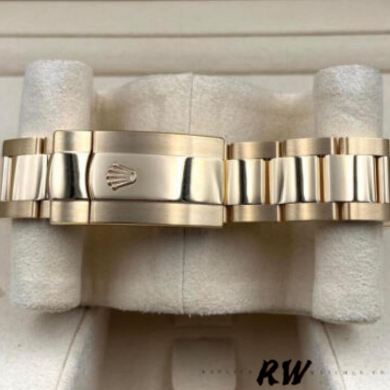 Rolex Sky-Dweller m336938-0004 Yellow Gold Champagne Dial 42mm Mens Replica Watch