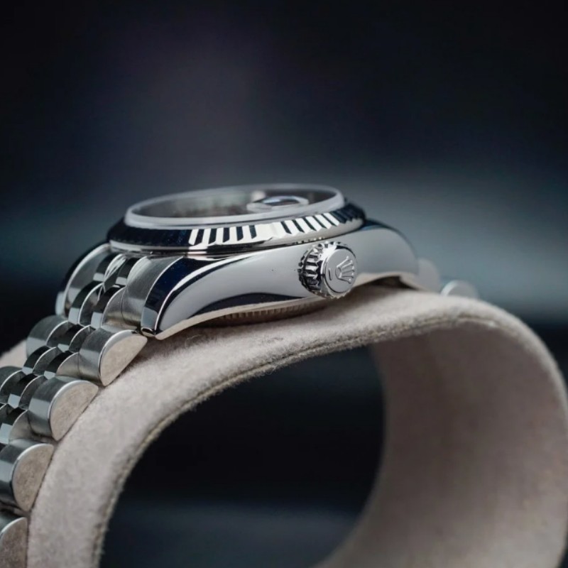 Rolex Datejust 179174 Dark Mother Of Pearl Dial Fluted Bezel 26MM Lady Replica Watch