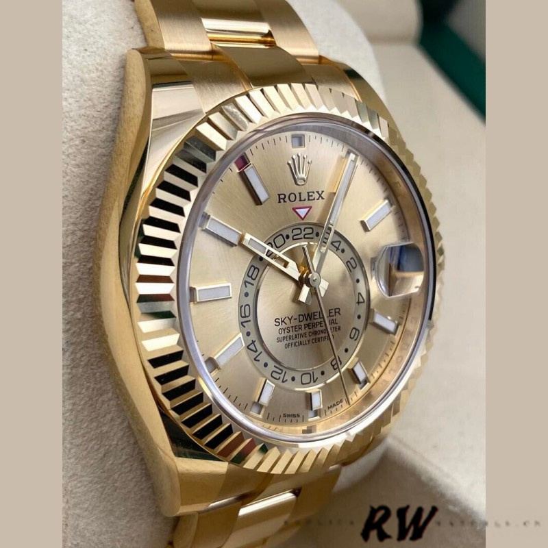Rolex Sky-Dweller m336938-0004 Yellow Gold Champagne Dial 42mm Mens Replica Watch