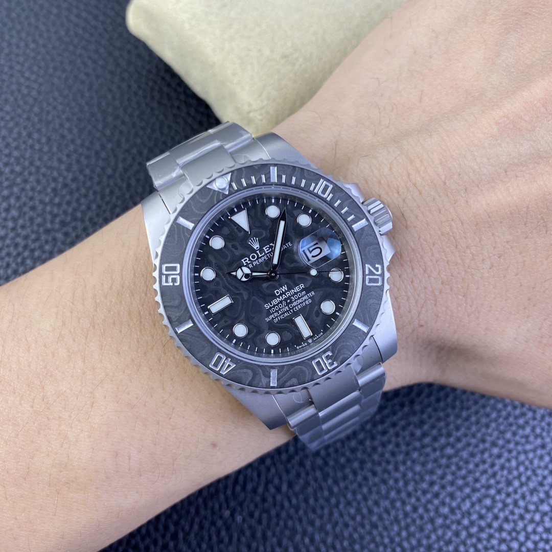 Custom Rolex Submariner Carbon Fiber