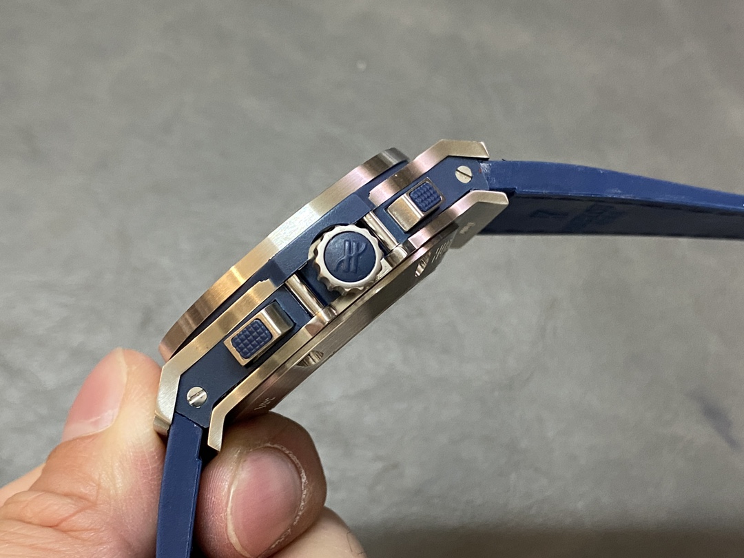 Hublot Big Bang 301.SX.7170.LR 44mm Mens