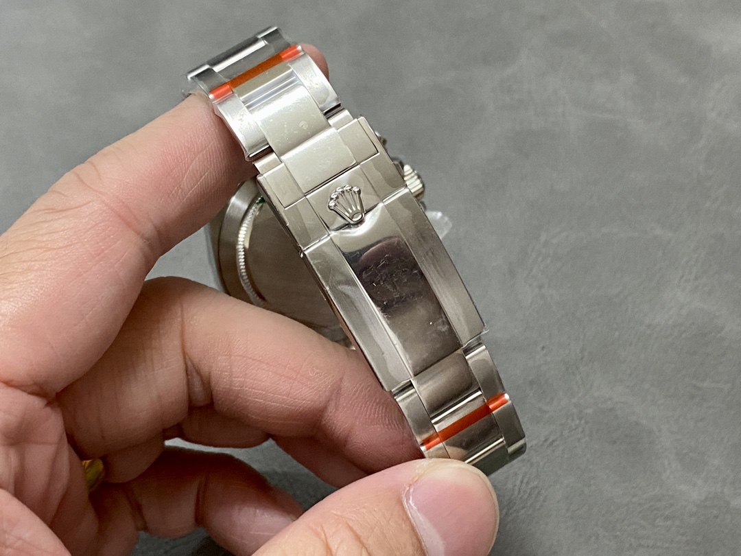 Rolex Daytona 116520 Stainless Steel Case White Dial 40MM Mens Replica Watch