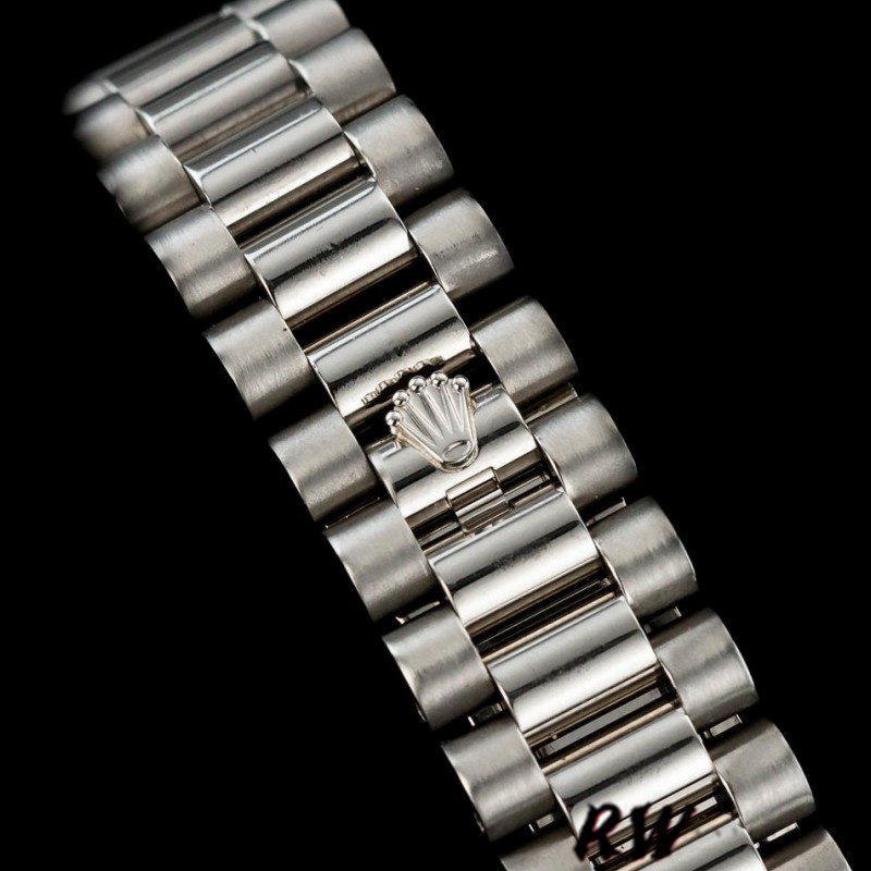 Rolex Day-Date 118389 White Gold Silver Diamond dial 36MM Unisex Replica Watch