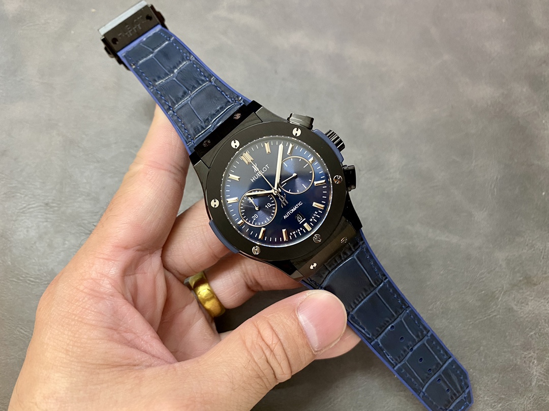 Hublot Classic Fusion Chronograph 541.CM.7170.LR 45MM Mens