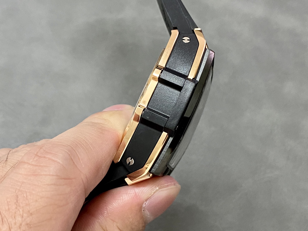 Hublot Spirit of Big Bang King 642.OM.0180.RX 42mm Mens