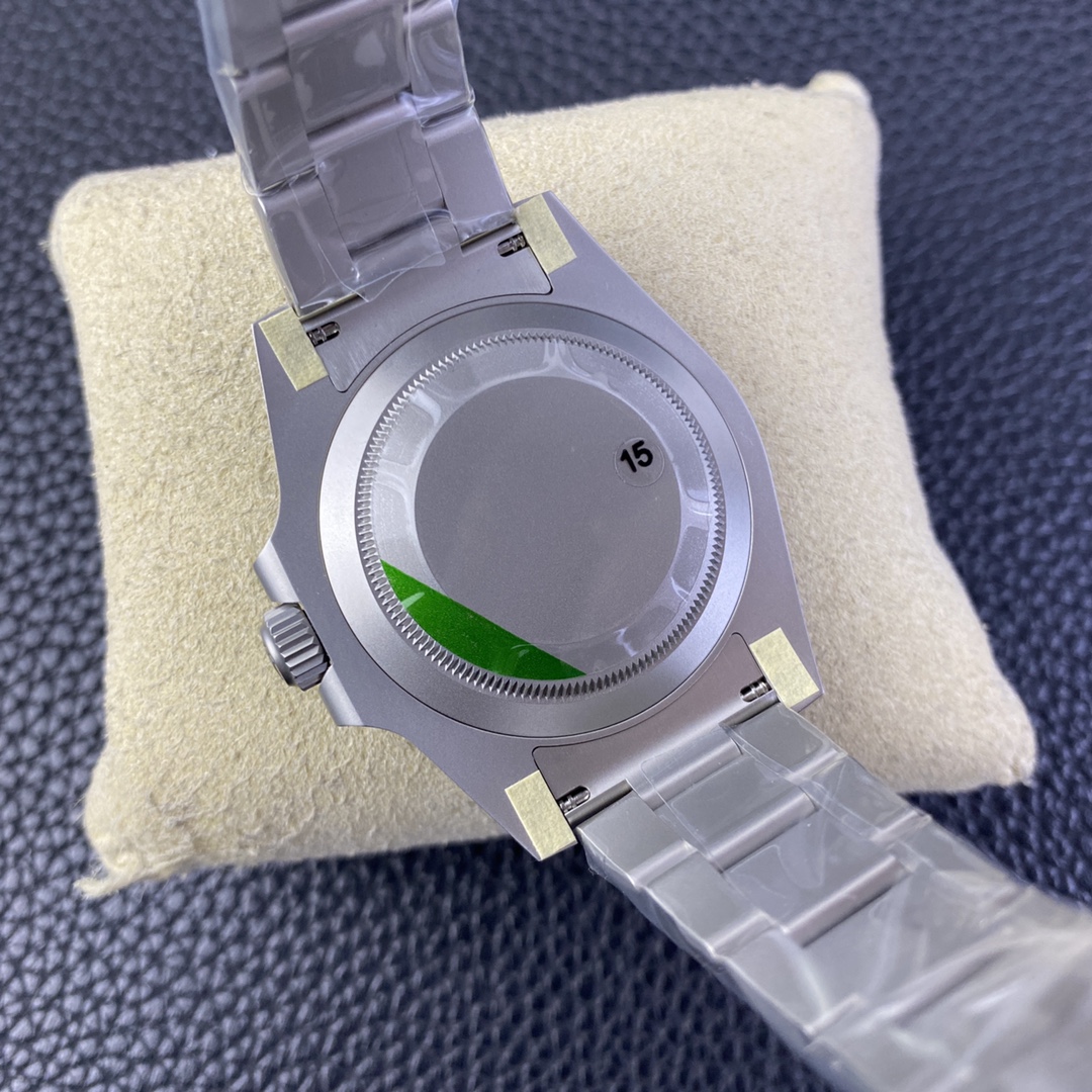 Custom Rolex Submariner Carbon Fiber