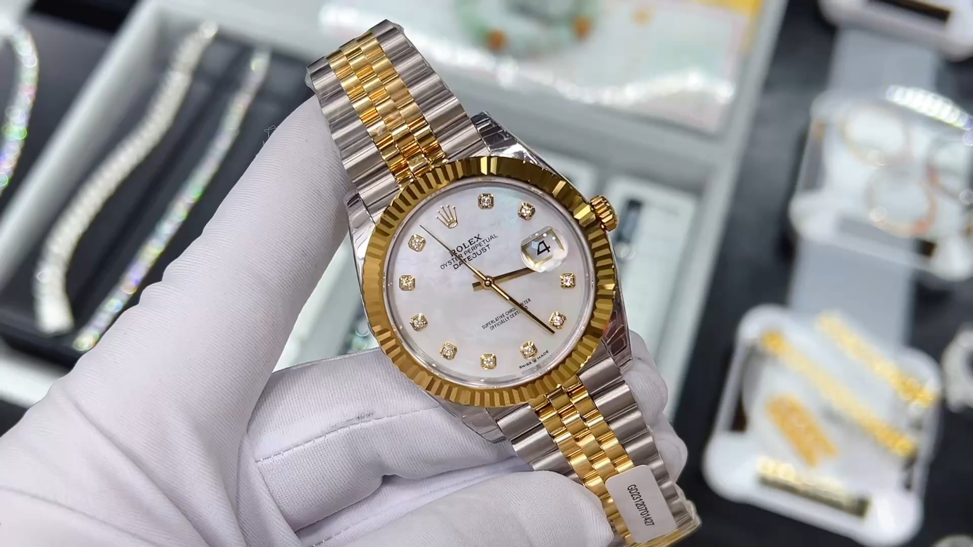 Rolex Datejust 179173 White MOP Dial Fluted Bezel 26MM Lady Replica Watch