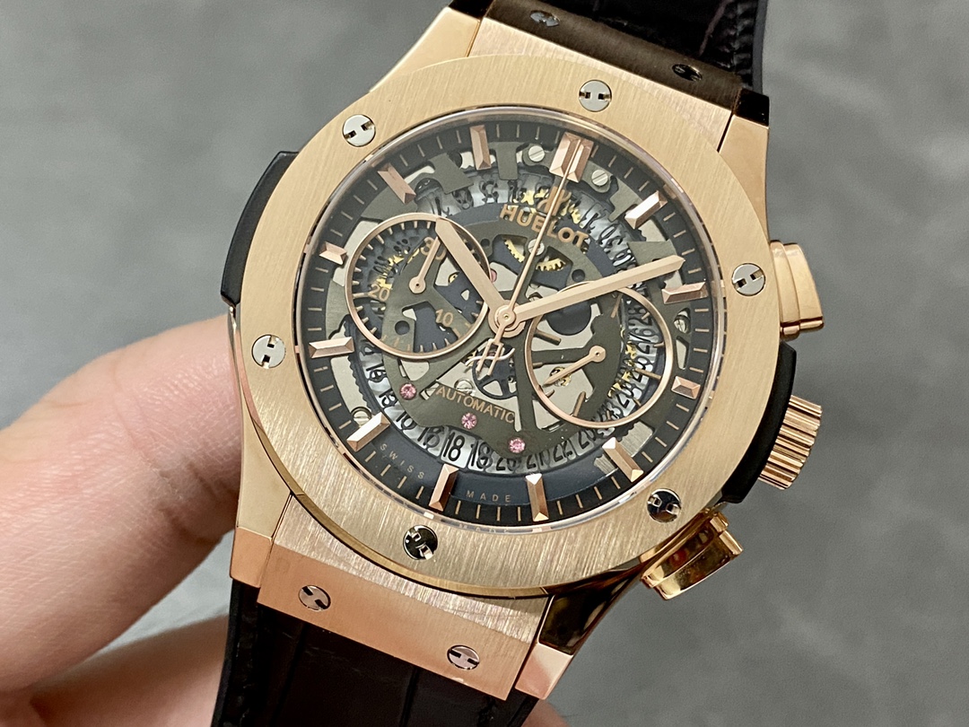 Hublot Classic Fusion 525.CM.0170.RX 45MM Replica Watch