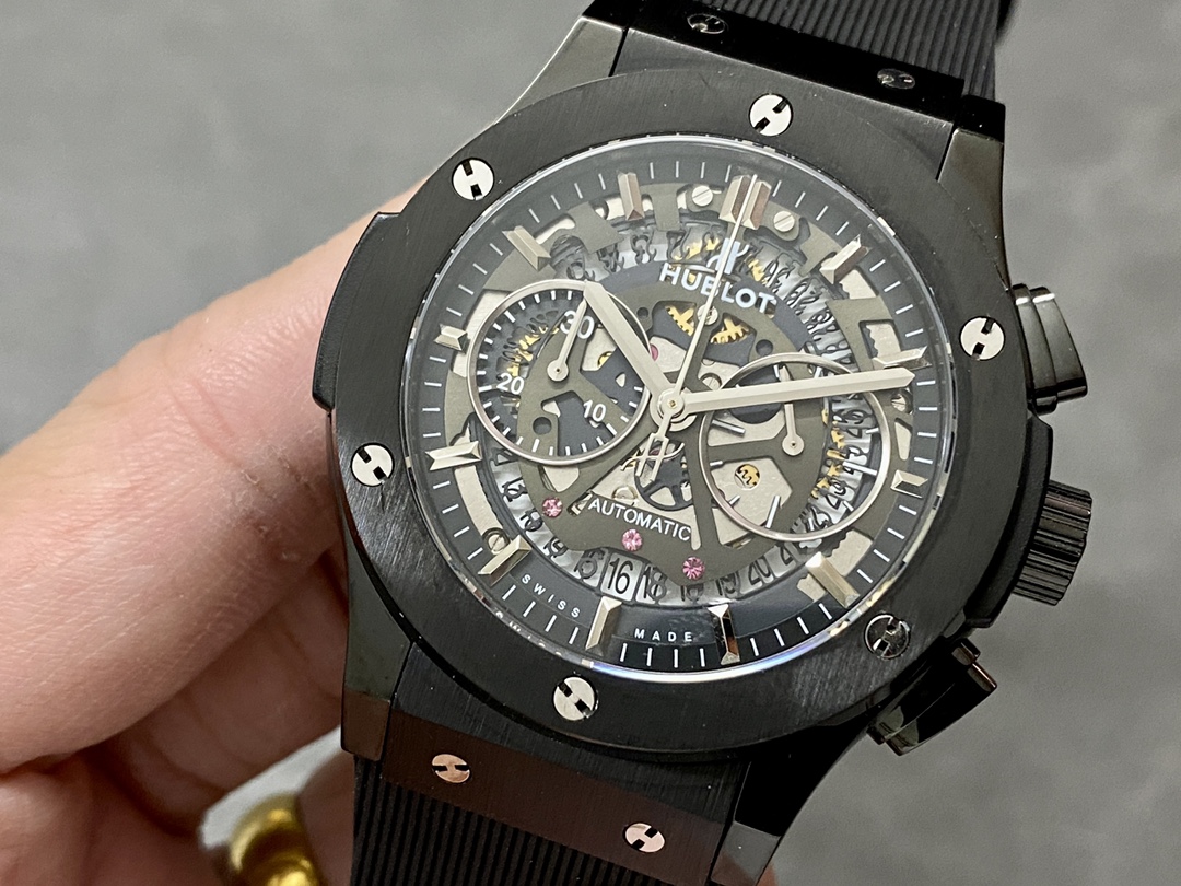 Hublot Classic Fusion 525.CM.0170.RX 45MM Replica Watch