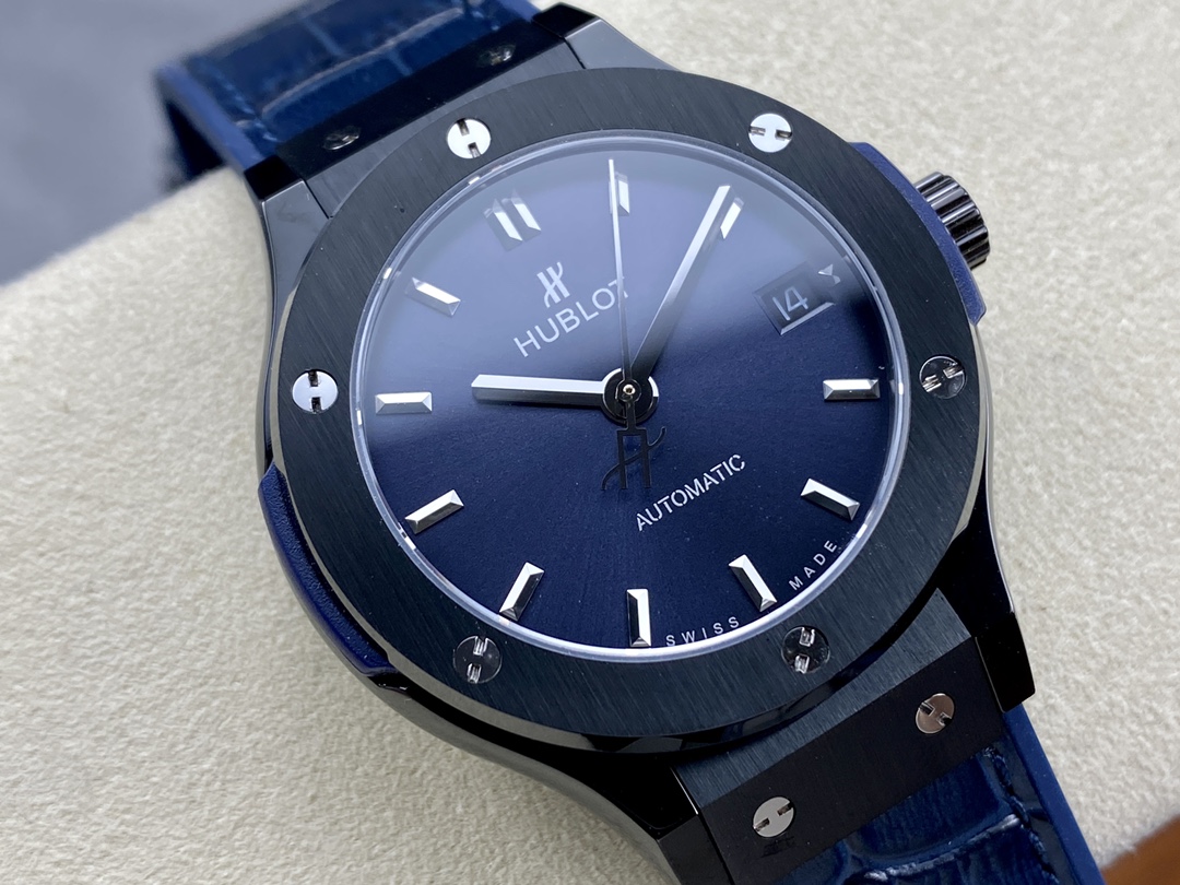 Hublot Classic Fusion 511.co.1181.rx 45mm Mens