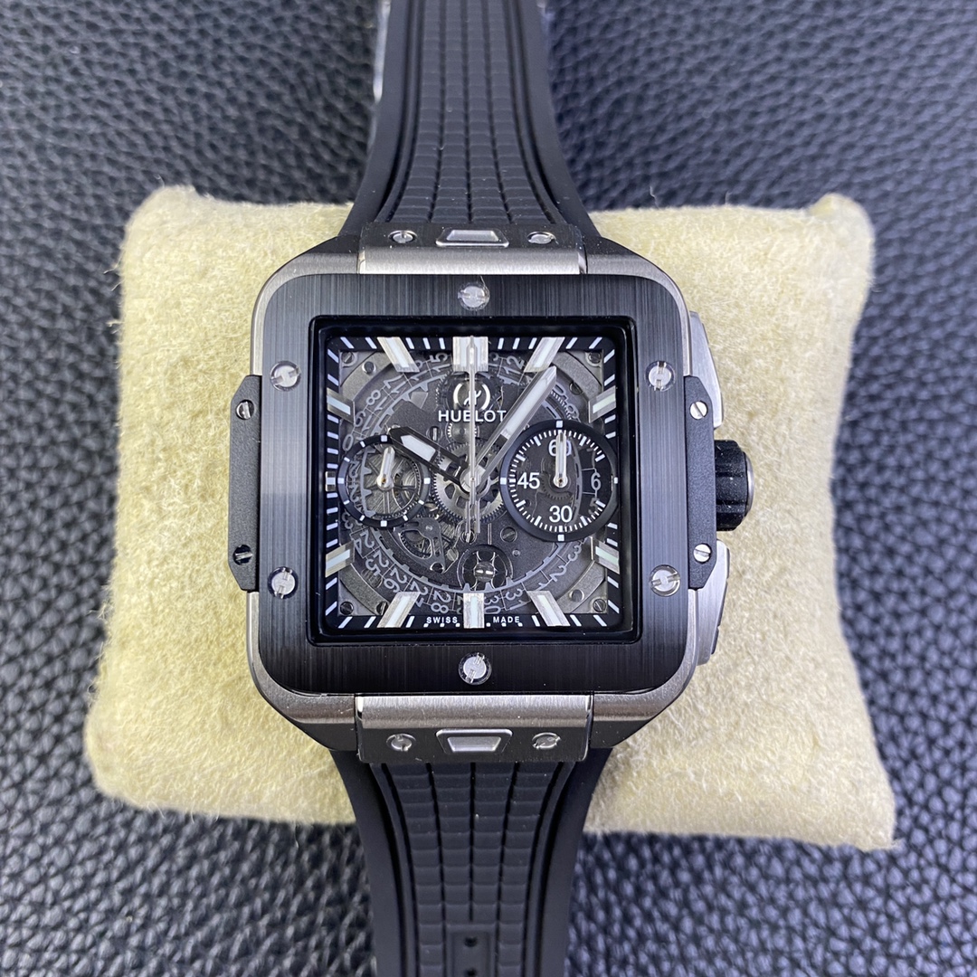 Hublot Square Bang 821.OM.0180.RX 42 mm