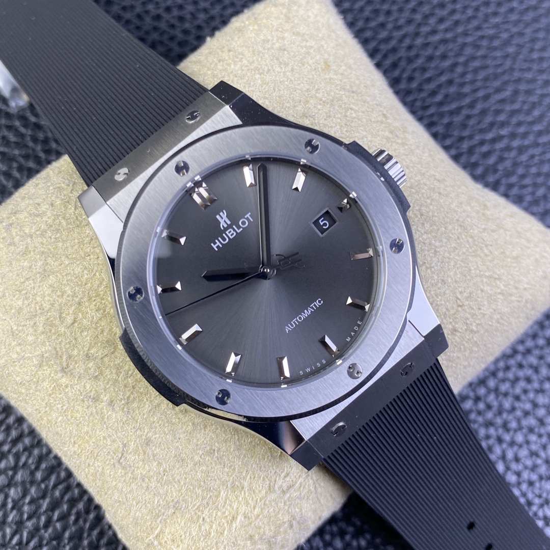 Hublot Classic Fusion 511.co.1181.rx 45mm Mens