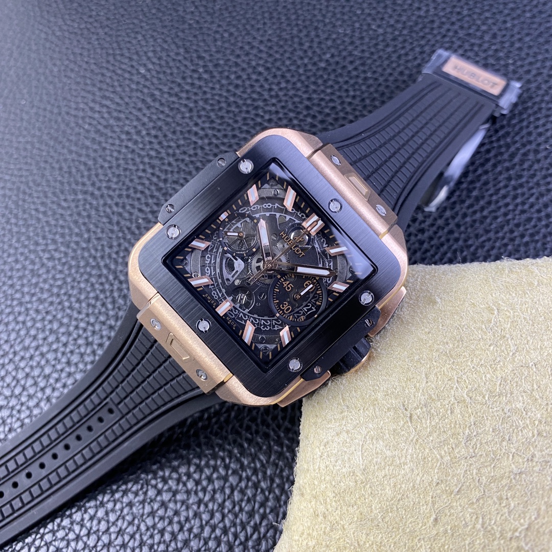 Hublot Square Bang 821.OM.0180.RX 42 mm