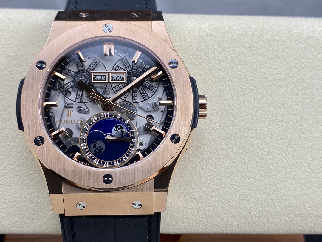 Hublot Classic Fusion 547.OX.0180.LR 42 mm Mens