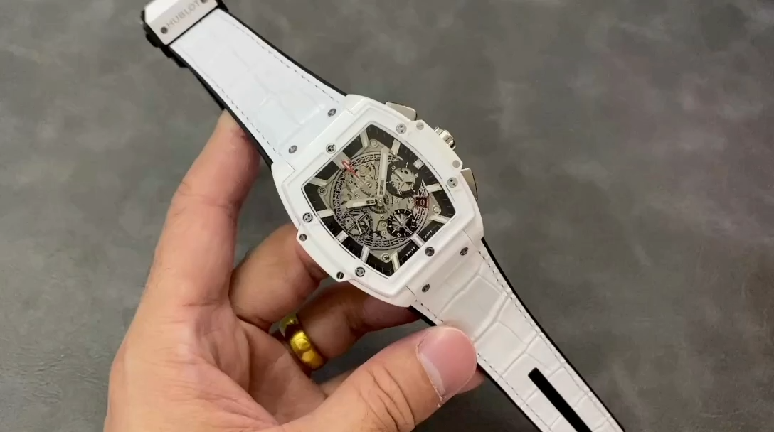 Hublot Spirit of Big Bang White Ceramic 641.HX.0173.LR 42mm