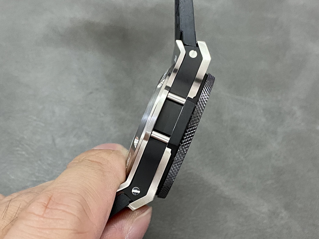 Hublot Big Bang 301.SM.1770.RX 44mm Mens