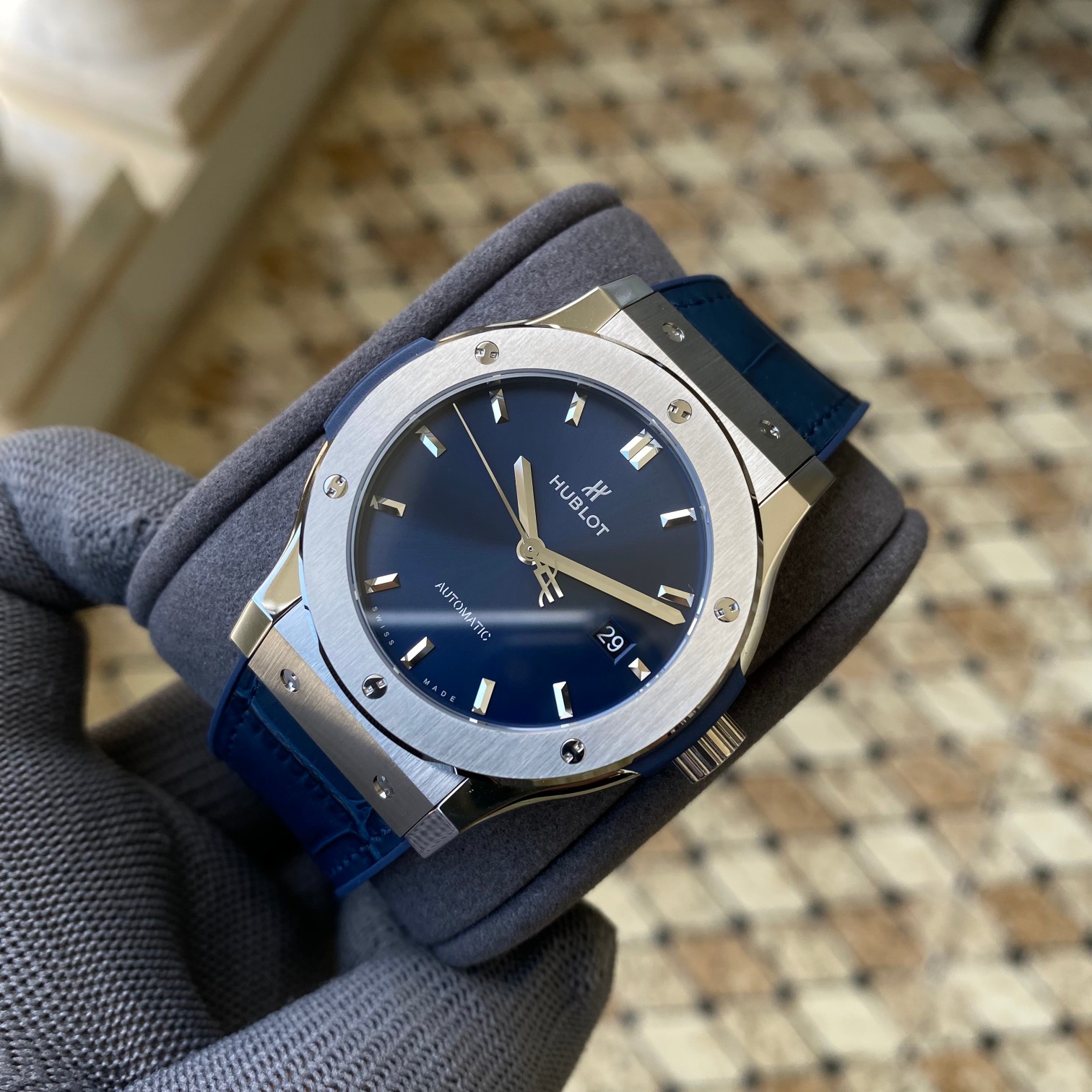 Hublot Classic Fusion 511.NX.7170.RX 45mm Mens