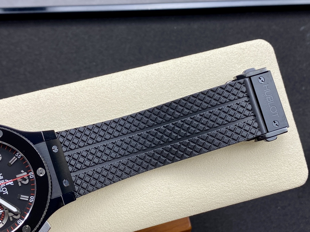 Hublot Big Bang 301.CX.130.RX 44mm Mens