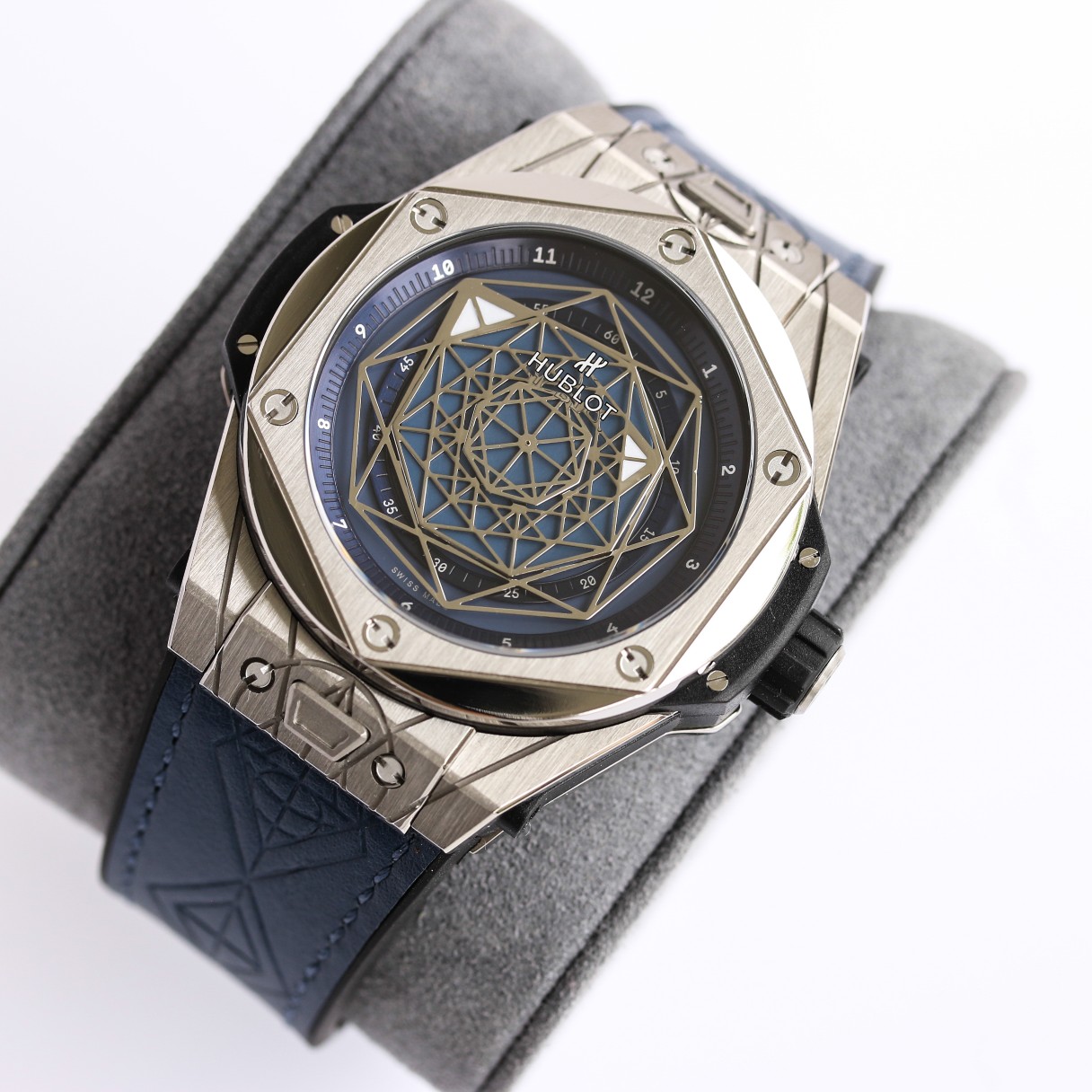 Hublot Big Bang 415.NX.1112.VR.MXM16 44mm