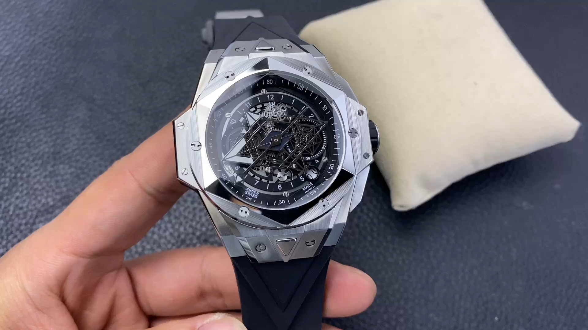 Hublot Big Bang 418.NX.1107.RX.MXM19 45mm