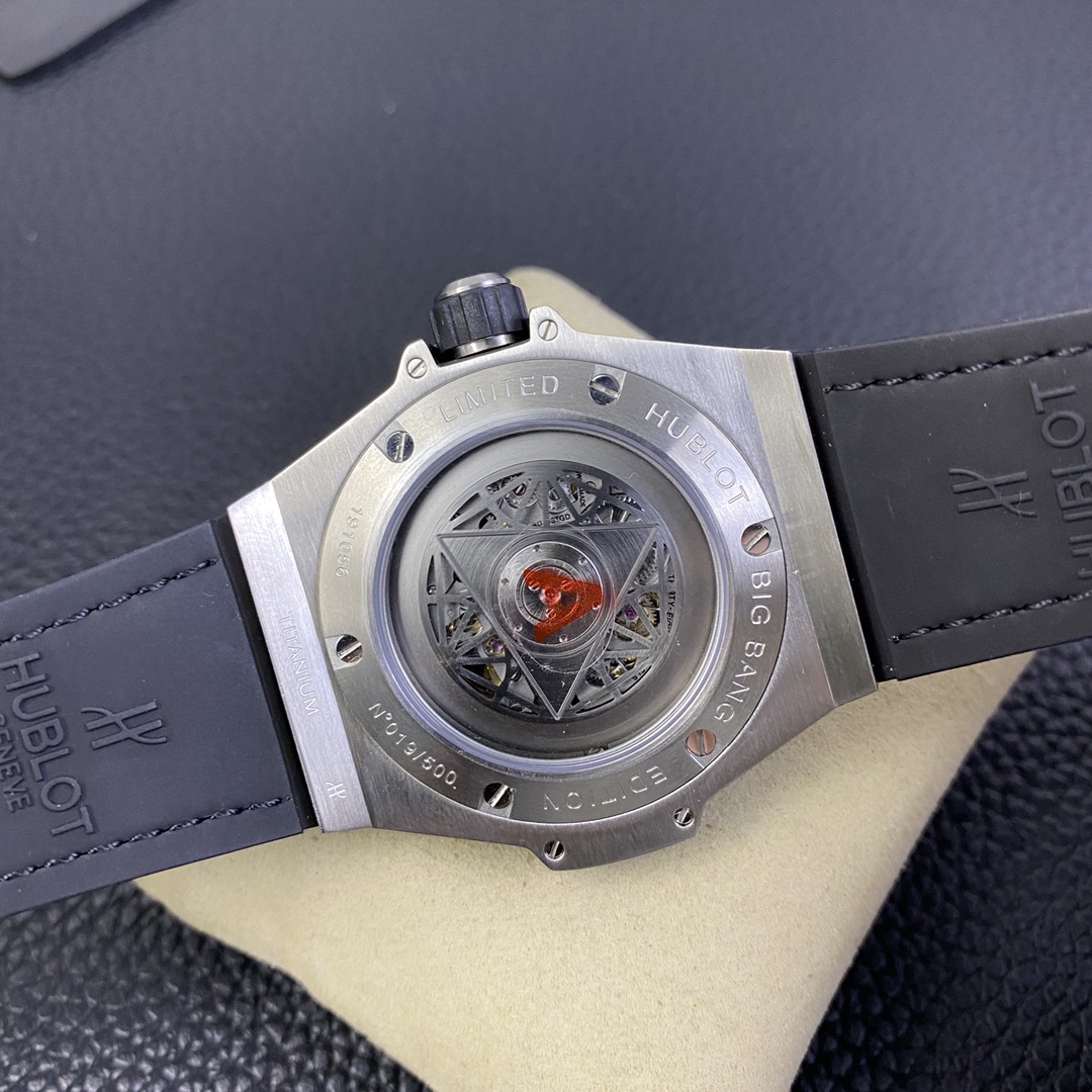 Hublot Big Bang 465.SS.1117.VR.1704.MXM18 45mm