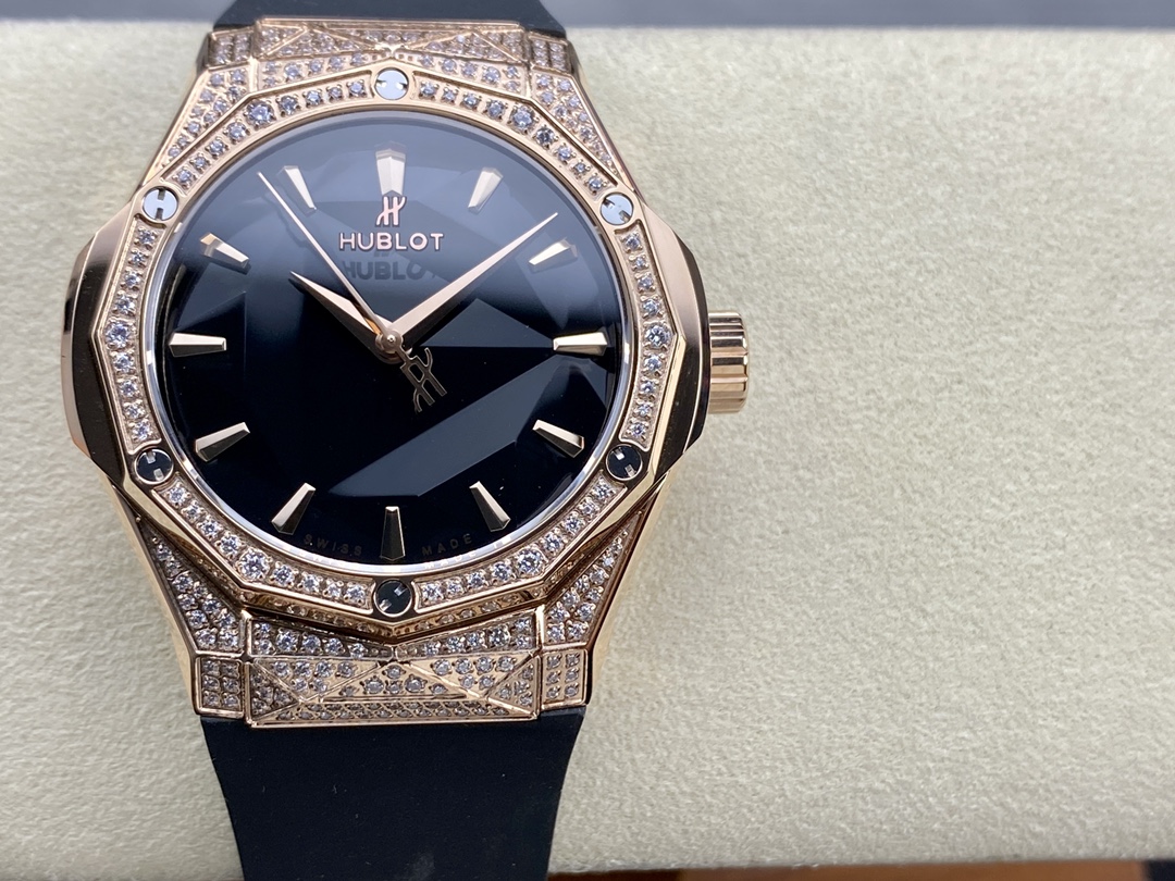 Hublot Classic Fusion 550.OS.1800.RX.1604.ORL19 40mm