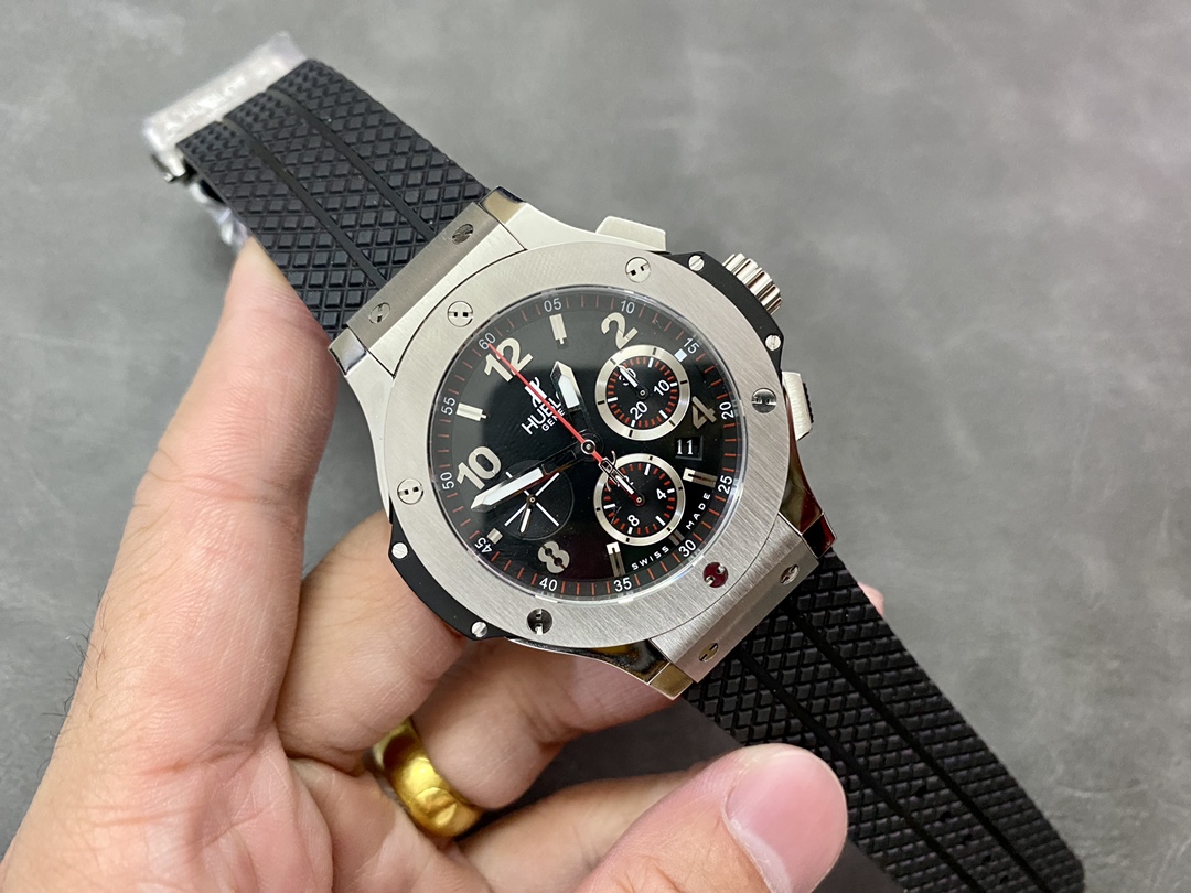 Hublot Big Bang 301.SB.131.RX 44mm Mens