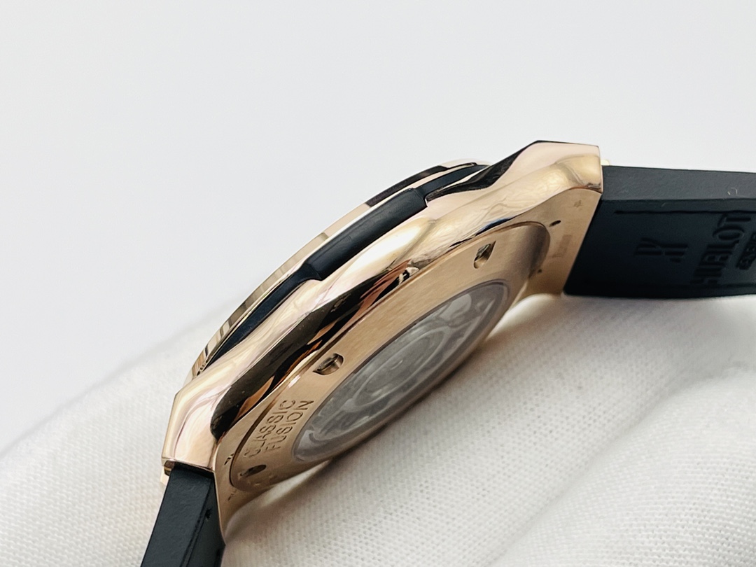 Hublot Classic Fusion King Gold 565.OX.7180.RX.1204 42mm