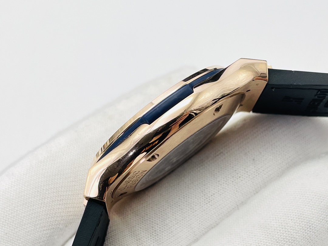 Hublot Classic Fusion King Gold 565.OX.7180.RX.1204 42mm