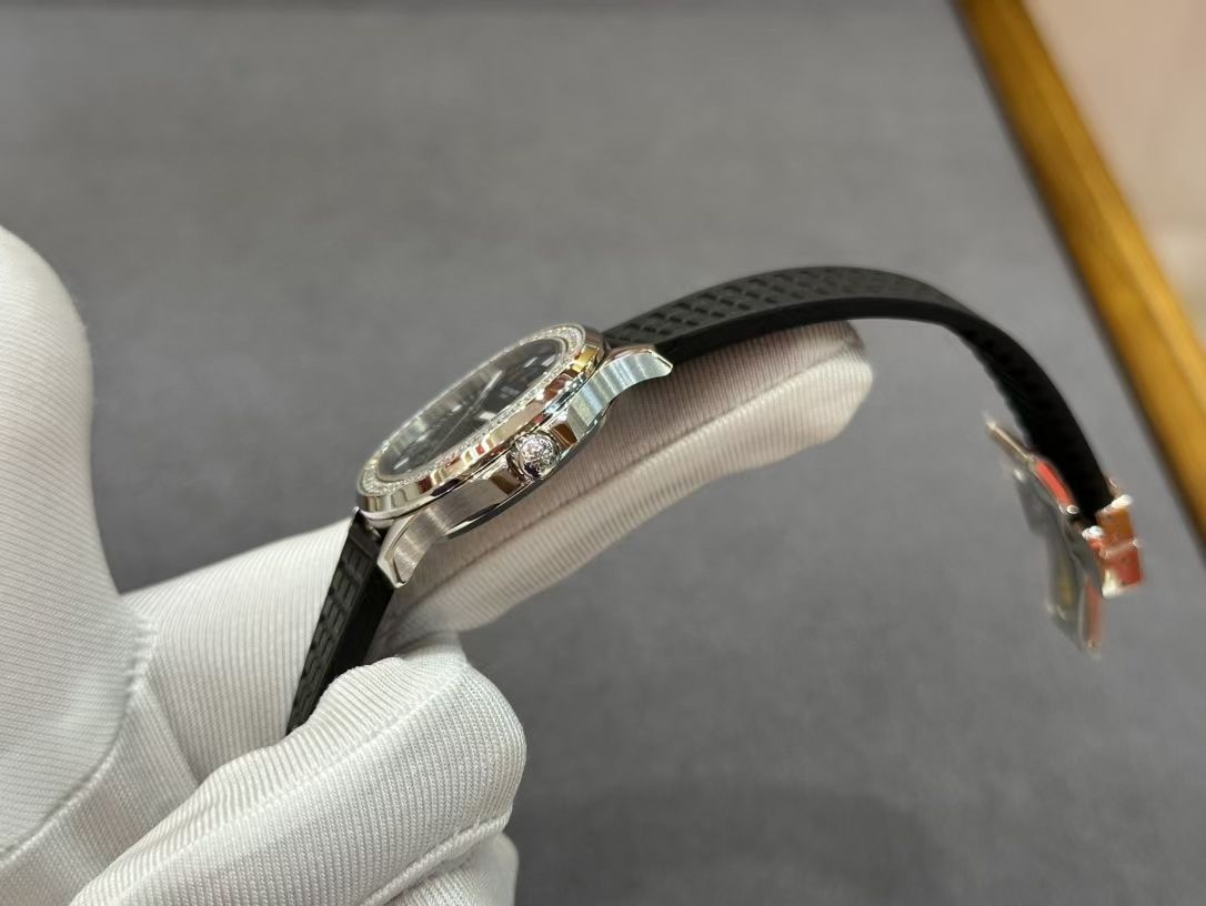 Replica Patek Philippe Aquanaut 5067A 001 Watch For Sale