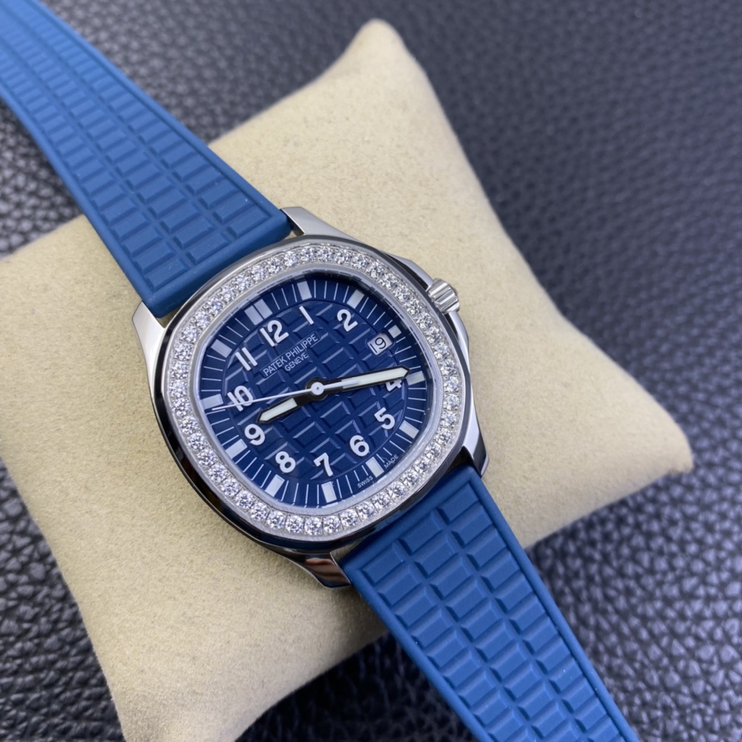 Replica Patek Philippe Aquanaut Blue 5067A 022 Watch For Sale