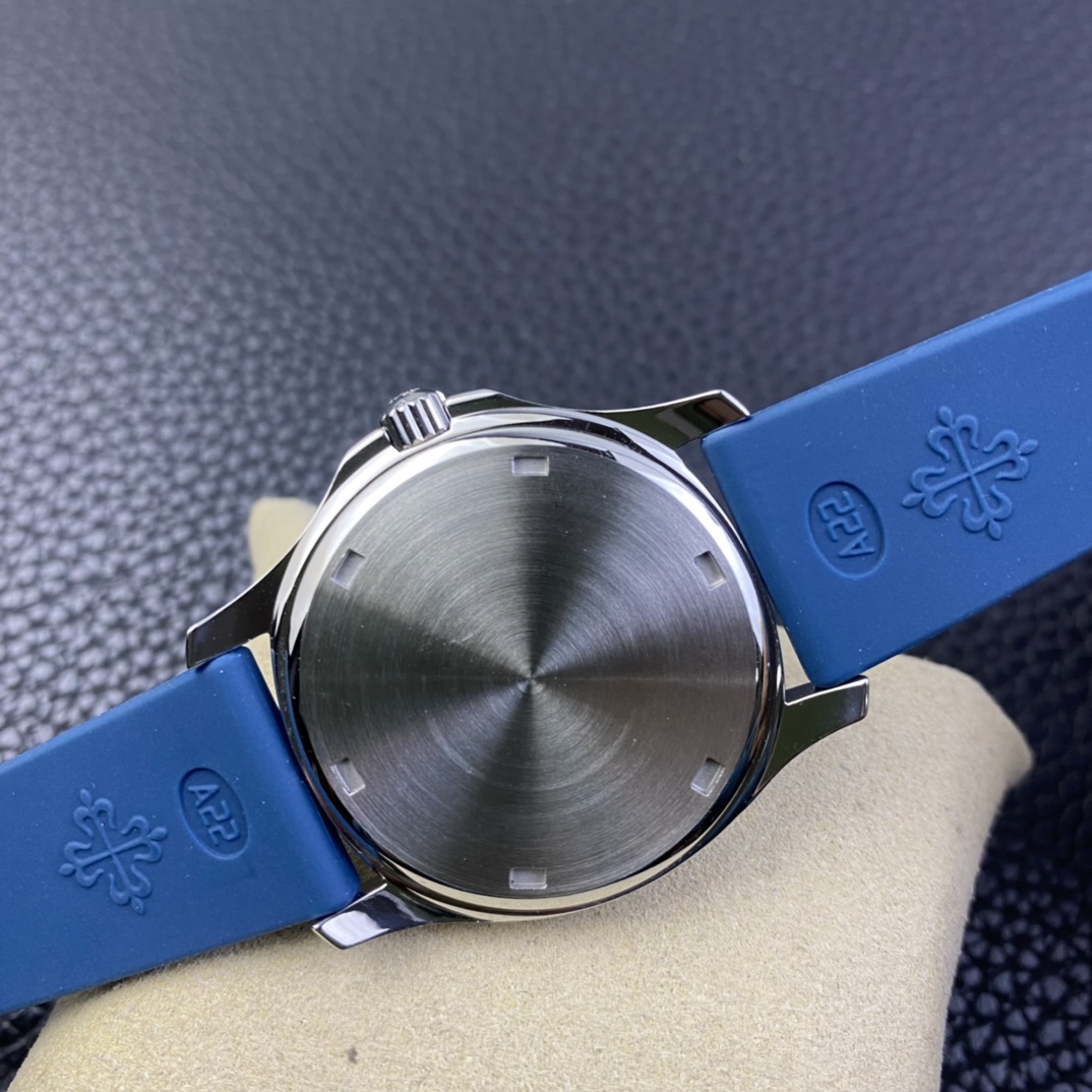 Replica Patek Philippe Aquanaut Blue 5067A 022 Watch For Sale
