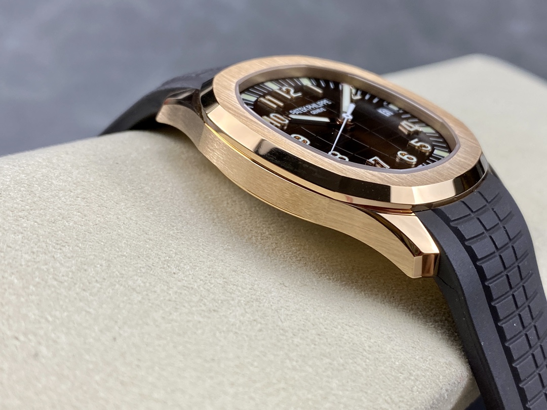 Replica Patek Philippe Aquanaut 5167R 001 40mm Mens Watch