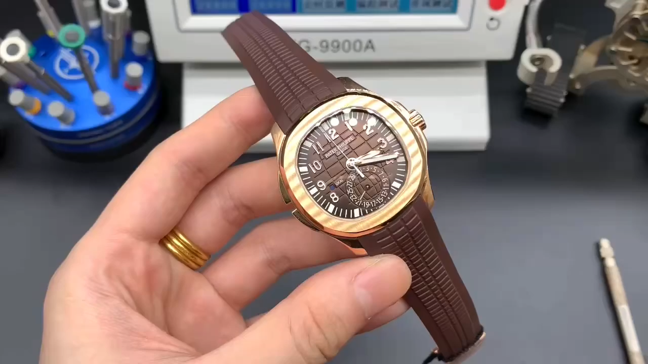 Replica Patek Philippe Aquanaut 5164R 001 Travel Time Rose Gold Mens Watch