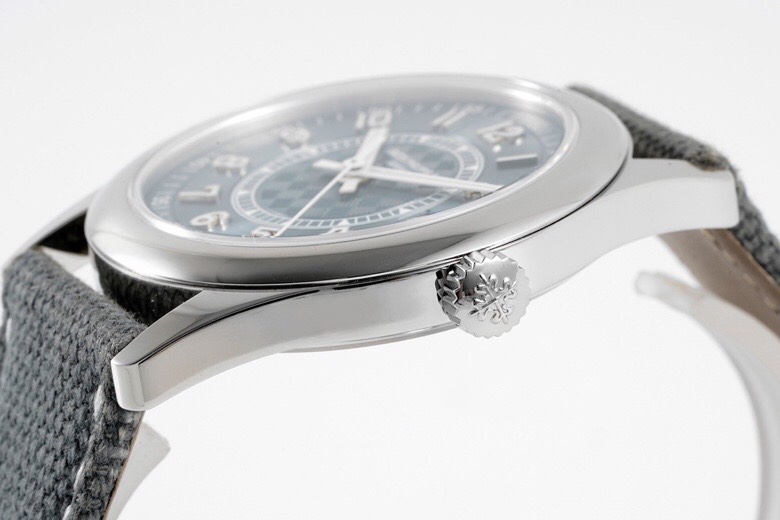 Replica Patek Philippe Limited Edition Calatrava 40mm 6007A 001 Blue Dial Mens Watch