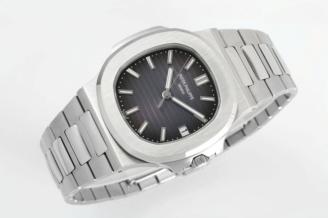 Replica Patek Philippe Nautilus 5711 1A Black Dial 40mm Mens Watch