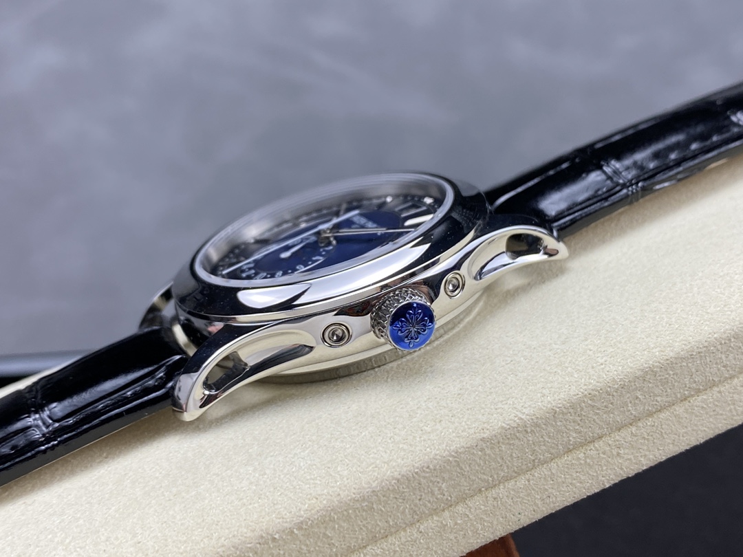 Replica Patek Philippe Complications Annual Calendar White Gold 5205G 013 40mm Mens Watch