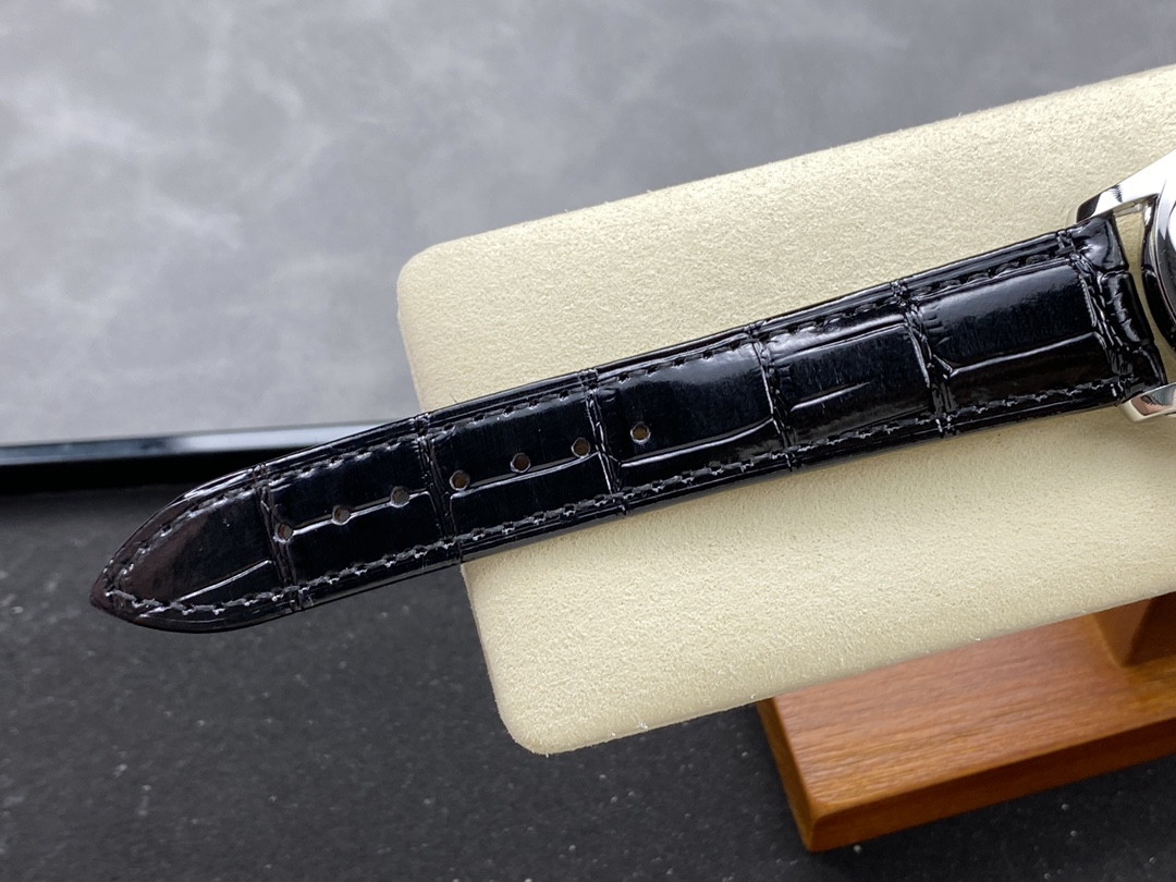 Replica Patek Philippe Complications Annual Calendar 5205G 001 Mens Watch