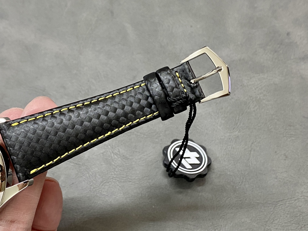 Replica Patek Philippe Calatrava 6007G 001 40MM Mens Watch