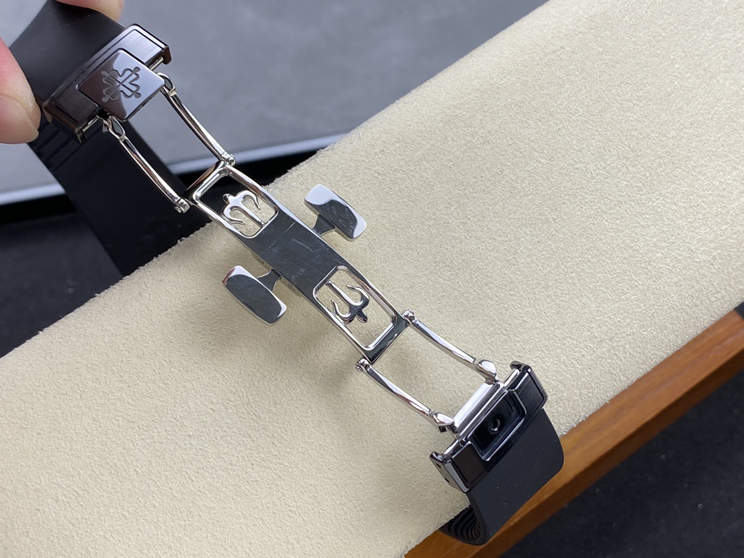 Patek Philippe Nautilus Titanium Case Blue Dial 5711 40MM Watch