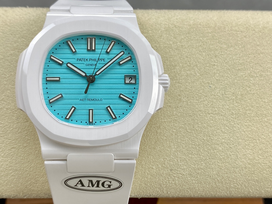 Patek Philippe Nautilus Blue 5711 40MM Watch